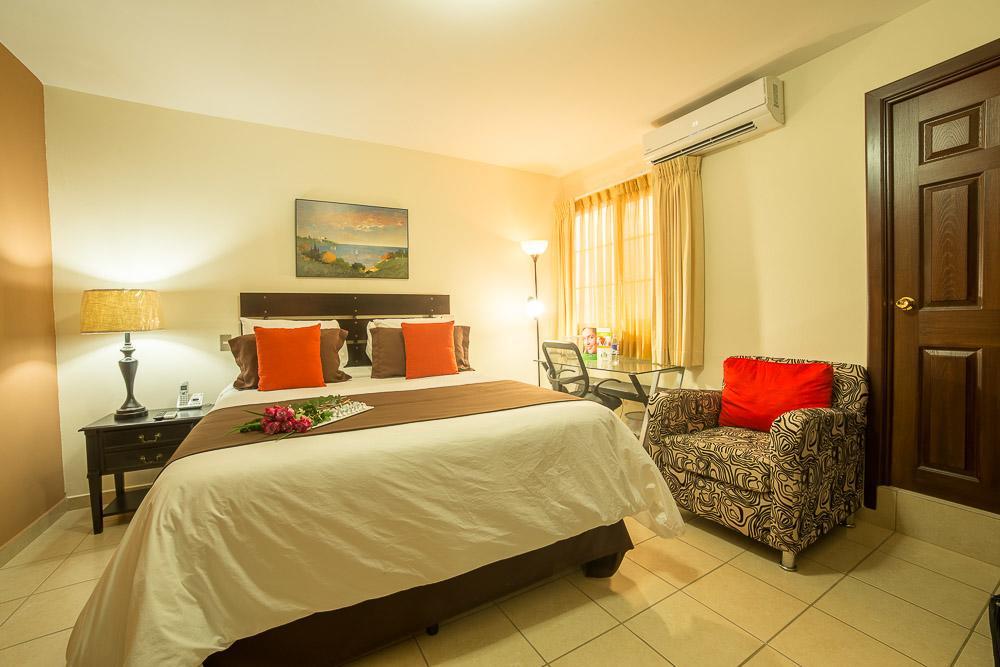 Hotel Marela San Salvador Exteriör bild